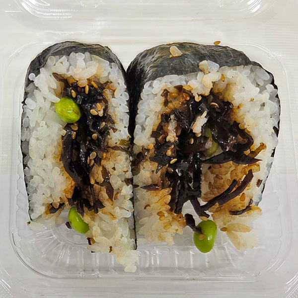 1.枝豆と塩昆布のおにぎり