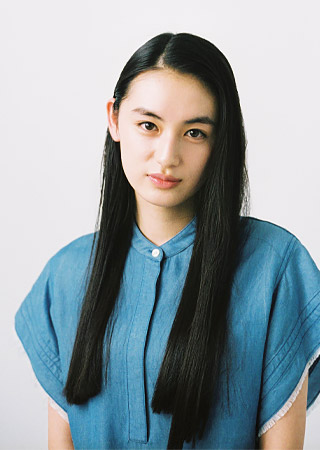八木莉可子