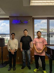 兄：画像