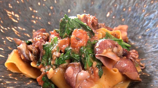 春菊とトマト ホタルイカのパッパルデッレ