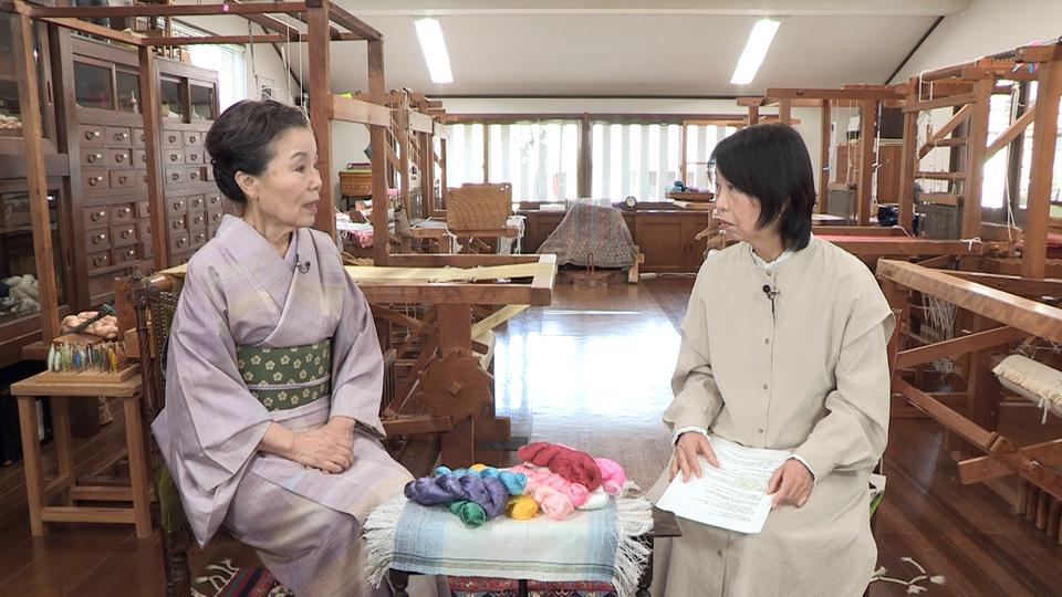 色という奇跡、人生を織る