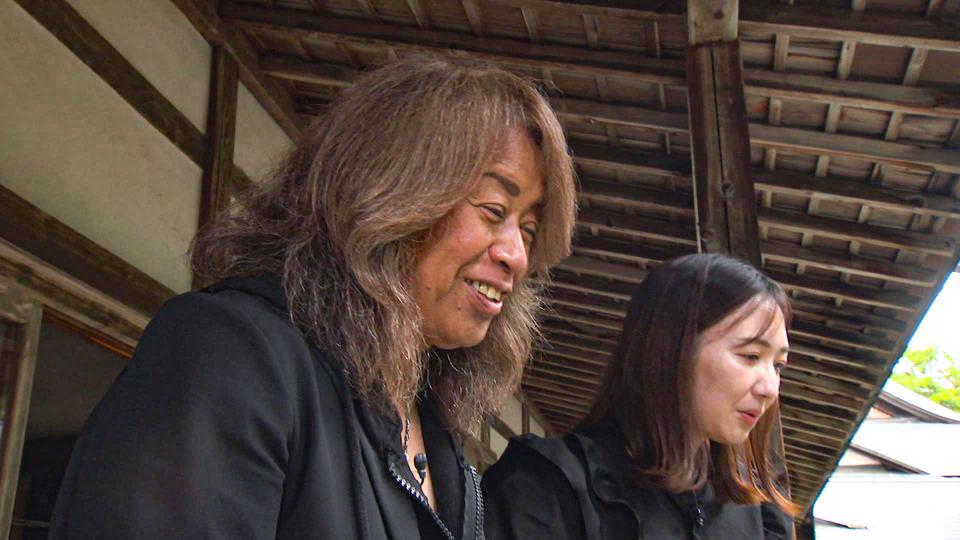 ファンとともに前へ進む (2)