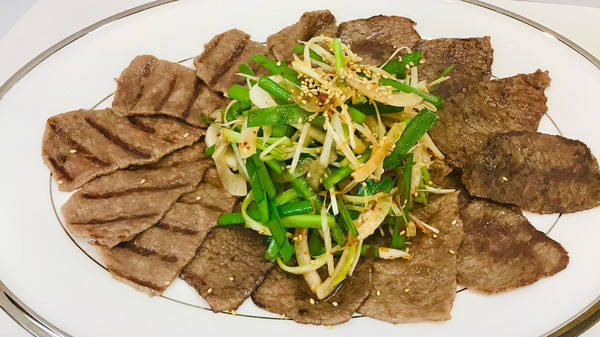 さっぱり！ニラのチョレギサラダと焼肉