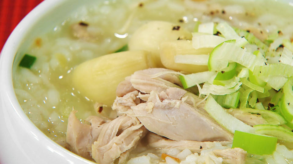 鶏肉のおかゆ タッジュク