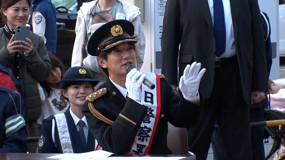 田辺警察署1日署長として大奮闘！