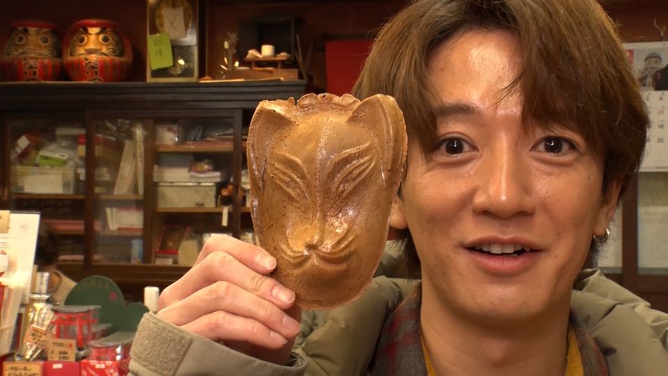 伏見稲荷参道商店街へ