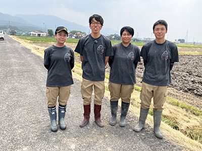 仲間たちと