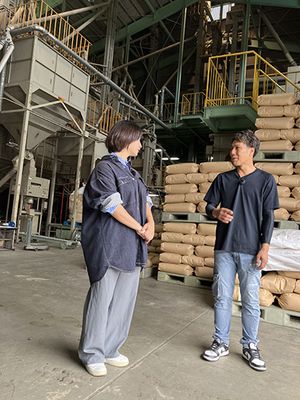 ライスセンター全体、ライスセンターにて太田さん＋稲富さん