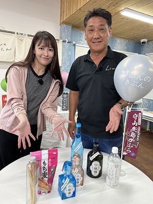 建物内 西さん＋西上さん