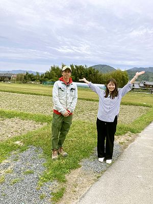 圃場見渡す場所で2ST