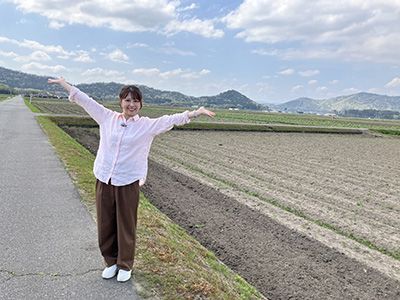 田園背景西上さん